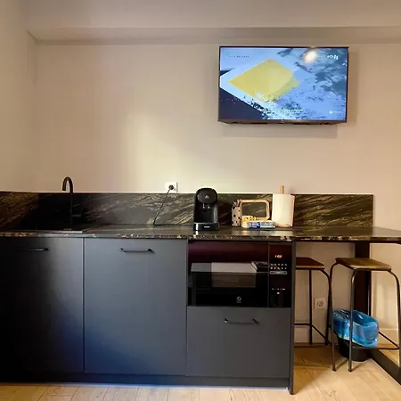 Alameda Centro From 1951 Проживание в семье