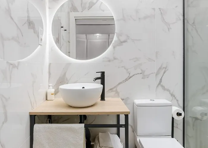 Alameda Centro From 1951 Проживание в семье *